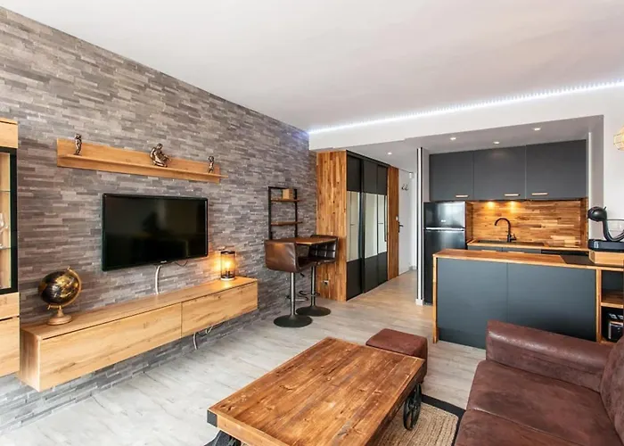 Café Loft 1-slaapkamerappartement Met Haven- En Mont Saint-loup-uitzicht Vakantiehuis